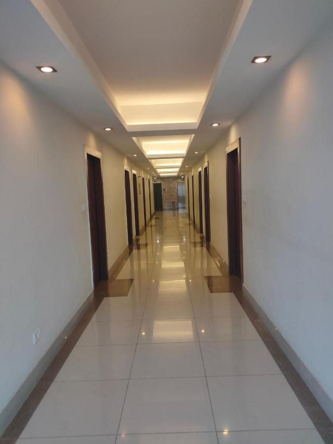 Hotel Avn Grand Ranchi Bagian luar foto