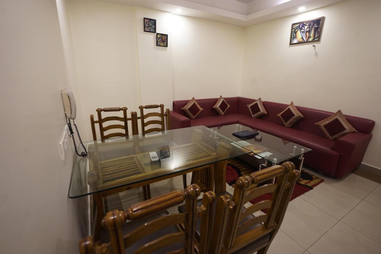 Hotel Avn Grand Ranchi Bagian luar foto